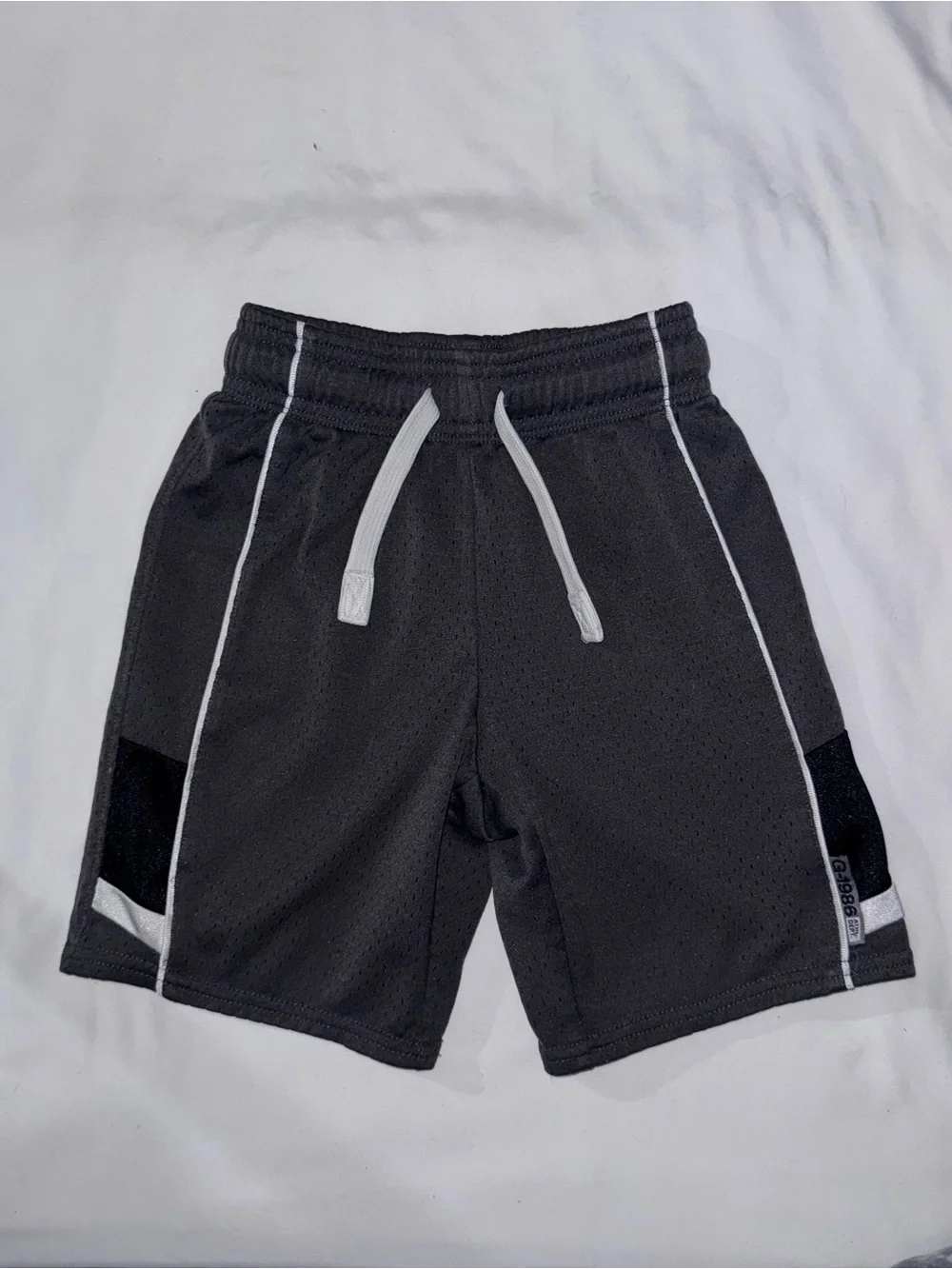 GAP Kids size XS 4/5 Black athletic Shorts